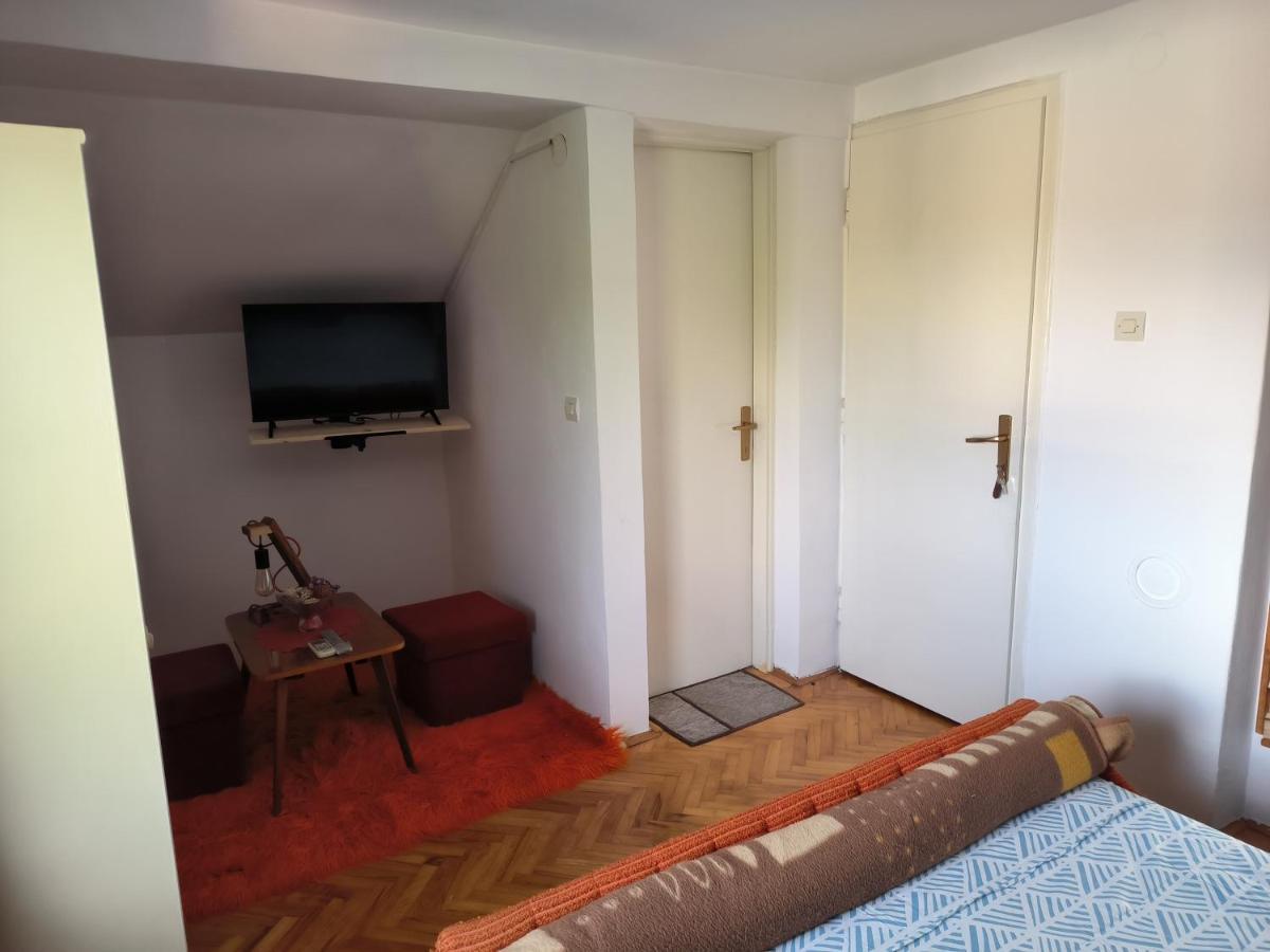 Aventurin Rooms Slunj Exteriör bild
